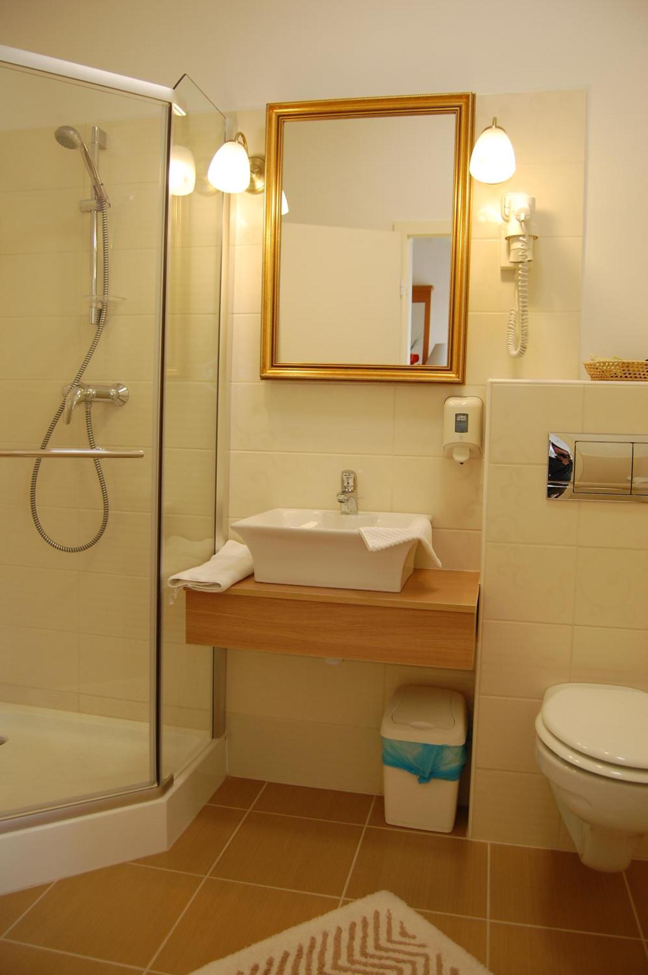 Hotel Forras Komárom Zimmer foto
